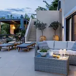Politimi Luxury Retreat Villa *