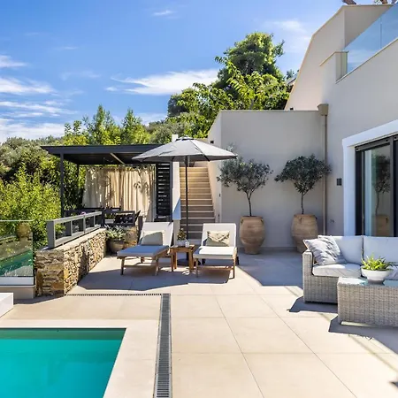 Politimi Luxury Retreat *