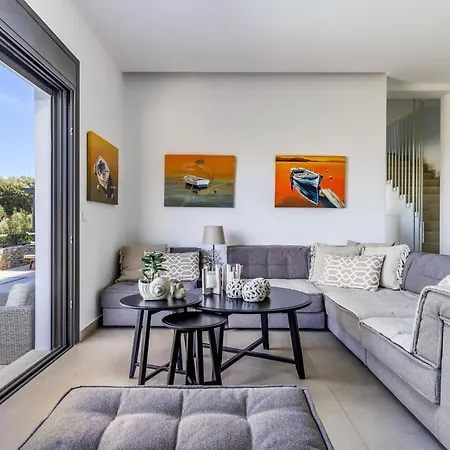 Politimi Luxury Retreat *