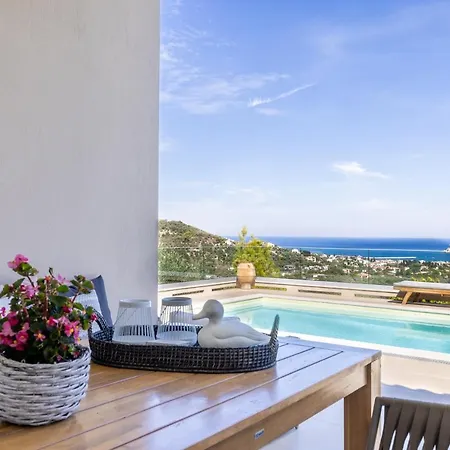 Politimi Luxury Retreat Skopelos Town